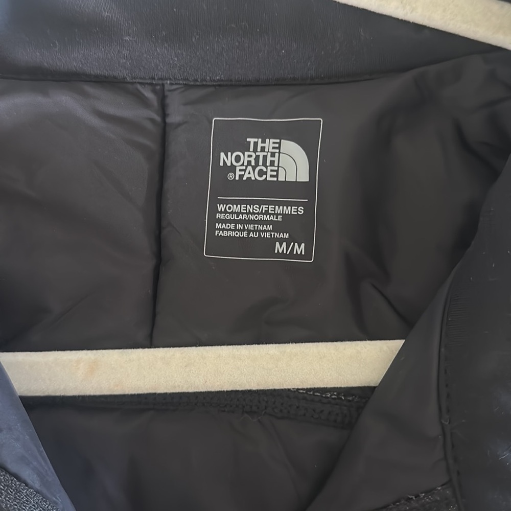 Women’s The North Face Jacket - Picture 4 of 5
